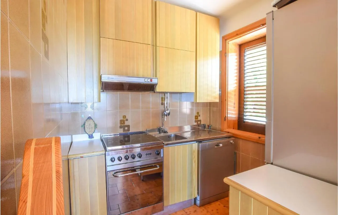 Lovely Home In Torre Dei Corsari With Kitchen